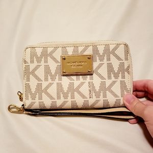 Michael Kors wallet